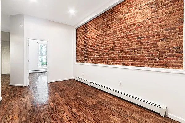 Rented by Compass | media 6