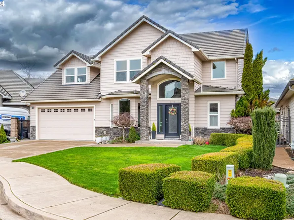 1214 Spyglass Ct, Creswell, OR 97426