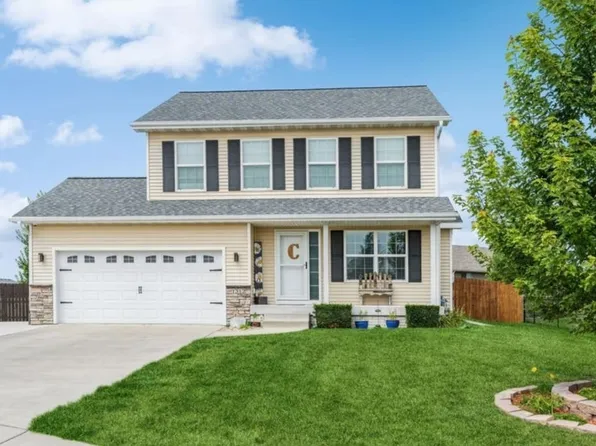 1312 Caitlin Ct SE, Bondurant, IA 50035