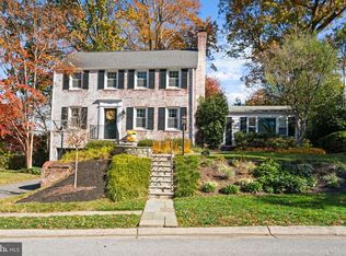 5907 Woodacres Dr, Bethesda, MD 20816