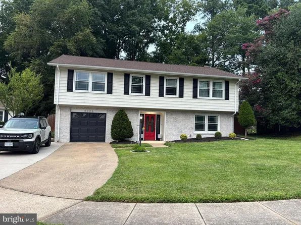 4026 Forge Dr, Woodbridge, VA 22193