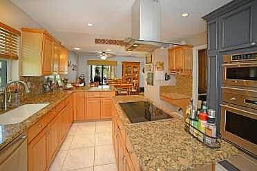 Home For Sale In Boca Teeca