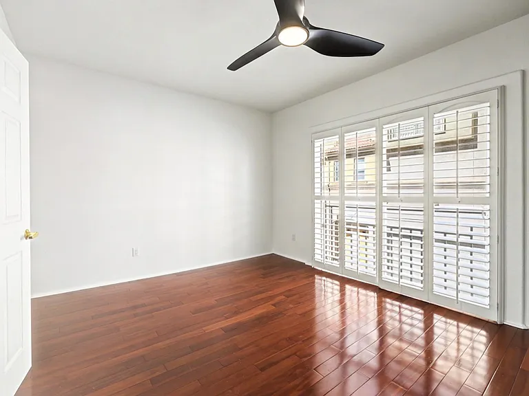 5200 Premiere Hills Cir #123 — Photo 9