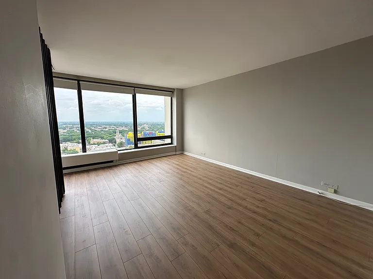 5445 N Sheridan Rd #2605 — Photo 4