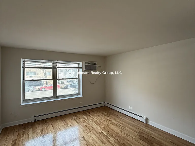 6830 N Sheridan Rd #251A — Photo 3