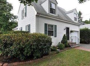 13 Brackett Ave, Stoneham, MA 02180