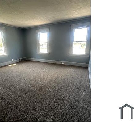 4th image of 3153 E 65th St