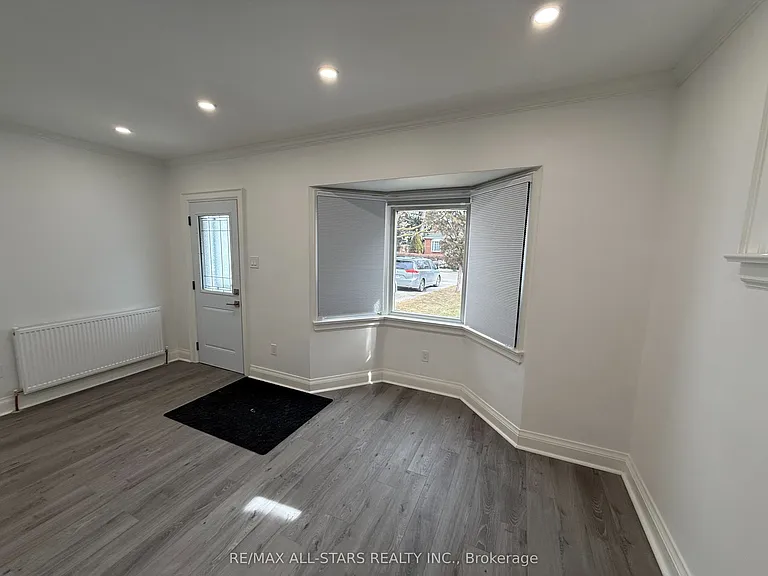 92 39th St #2 — Photo 14