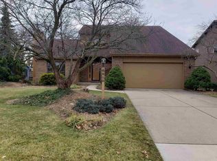 8810 Rail Fence Rd, Fort Wayne, IN 46835