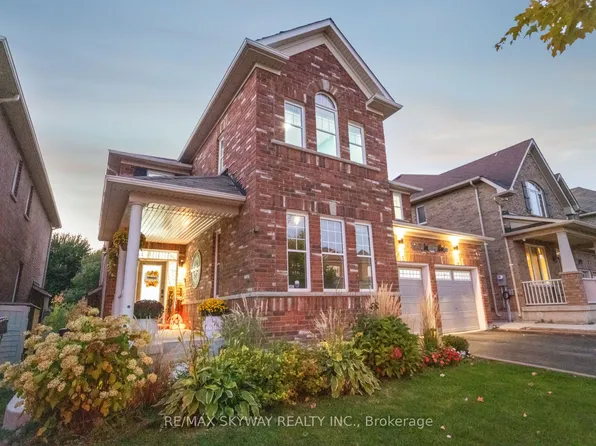 90 Aylesbury Dr, Brampton, ON L7A 0W3