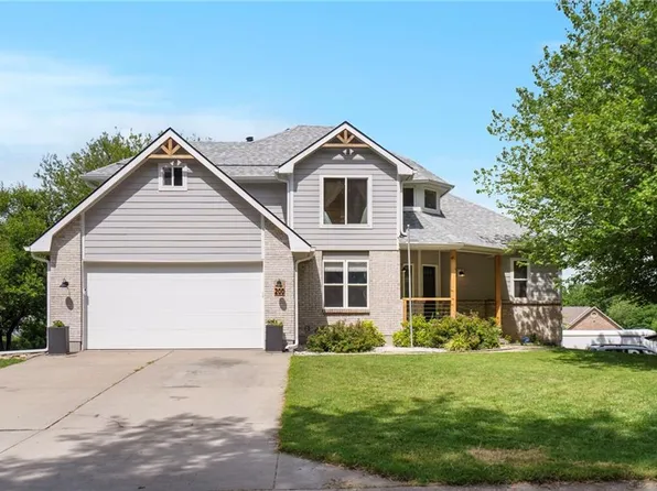 200 S Park Dr, Raymore, MO 64083