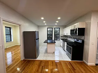 659 Essex Street, #2R