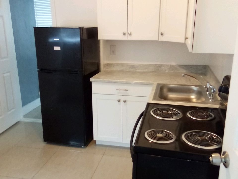 1st image of 4430 NW 37th St