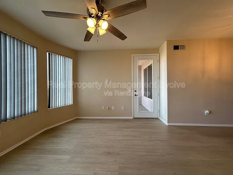 425 W Rio Salado Pkwy #317 — Photo 21