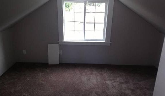 2nd upstairs room