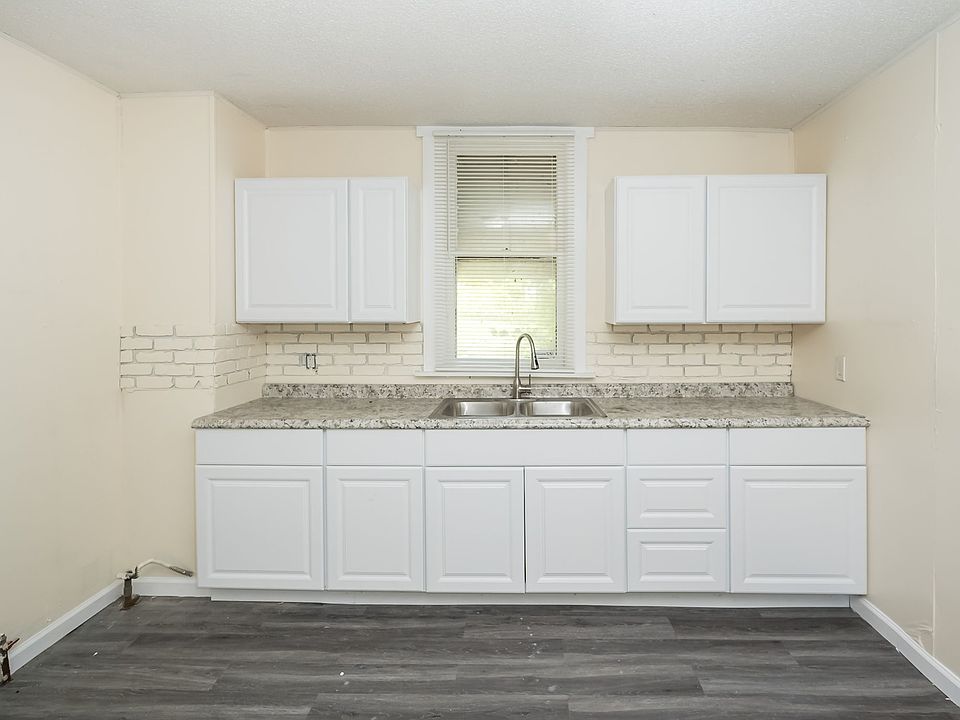 1st image of 5519 Hamilton Ave