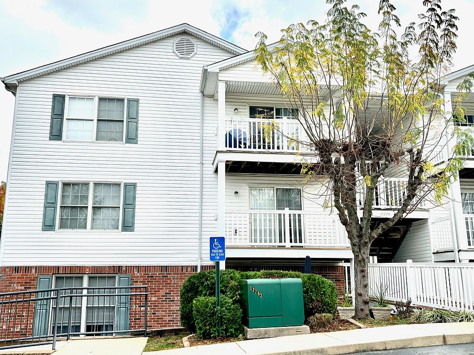 1st image of 2578 Coppergate Square Dr #3K