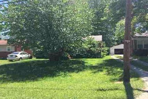 2nd image of 10613 Charlene Dr