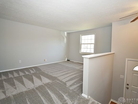 4th image of 5727 Linden Dr