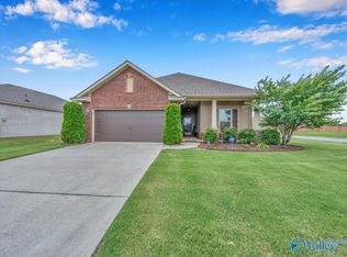 16057 Glenncrest Ln, Harvest, AL 35749