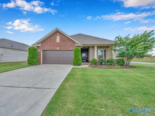 16057 Glenncrest Ln, Harvest, AL 35749