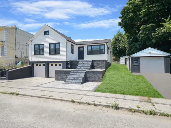 182 Hendrickson Avenue, Elmont, NY 11003