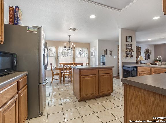 4th image of 1227 Butler Dr
