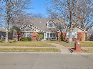 1316 E Tacoma St, Broken Arrow, OK 74012