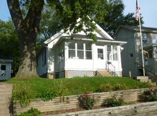 236 Bryant St, Dubuque, IA 52003