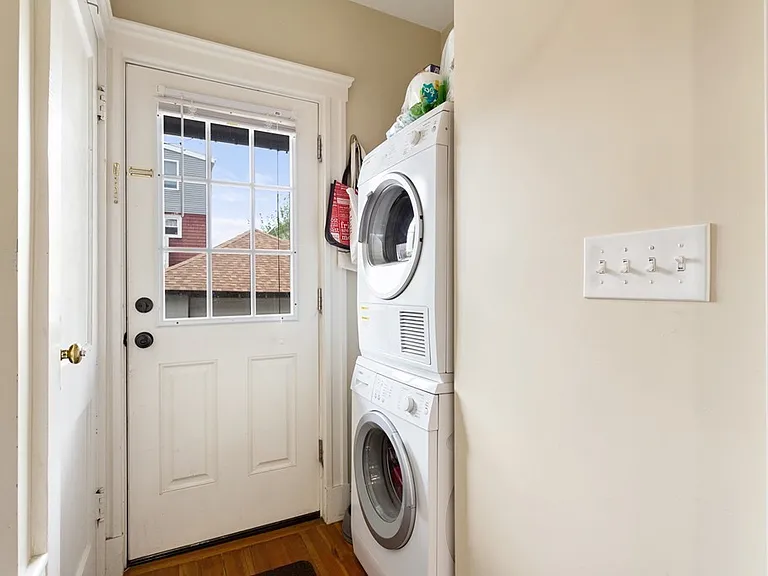 44 Kenmere Rd #44 — Photo 9