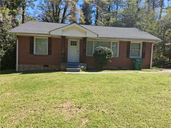 2078 E Lilac Ln, Decatur, GA 30032