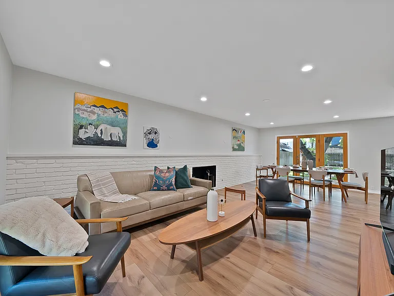 1427 Stagecoach Dr — Photo 12