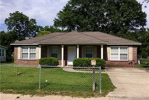 1st image of 350 Reynoir St