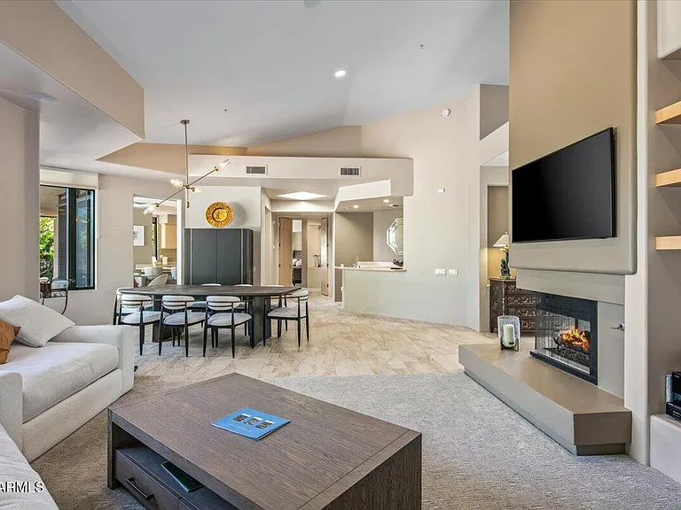 10507 E Fernwood Ln — Photo 6