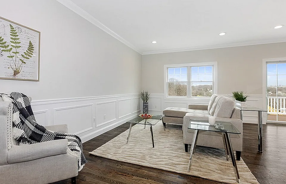 Belmont Living room 2