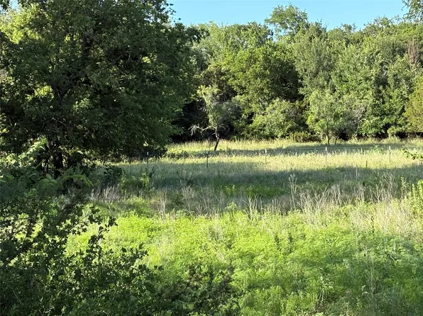 2652 Fm 216, Iredell, TX 76649