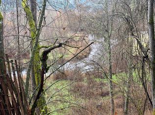 9077 N Applegate Rd, Grants Pass, OR 97527