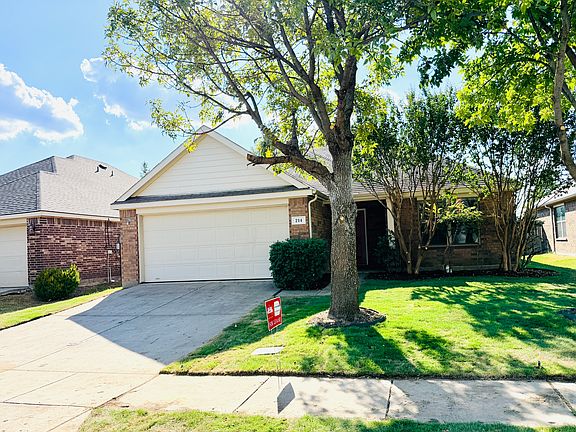 2nd image of 214 Lavaca Dr