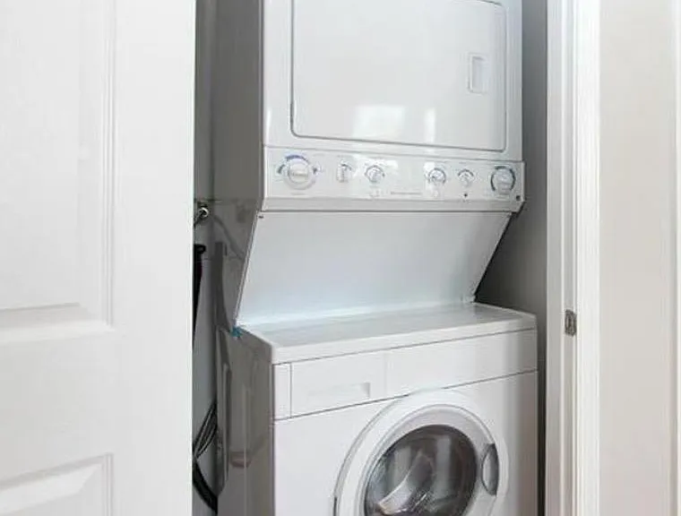 610 Irving St NW #201 — Photo 16