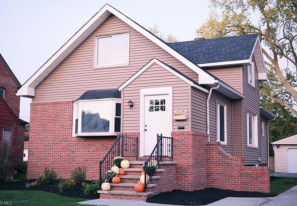 1st image of 2335 Ashurst Rd