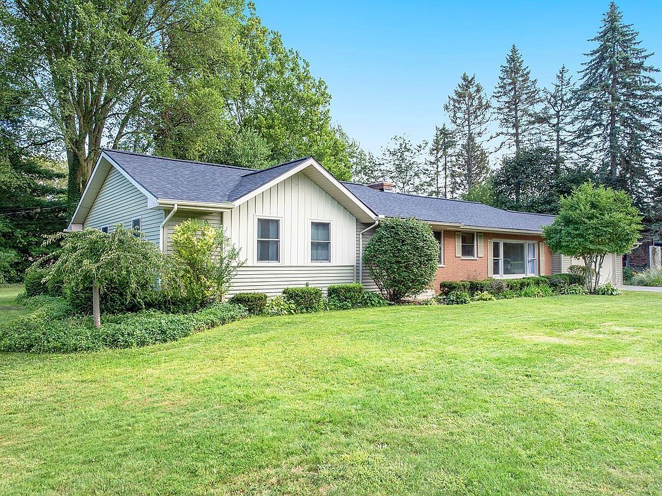 1st image of 209 Leland Dr S