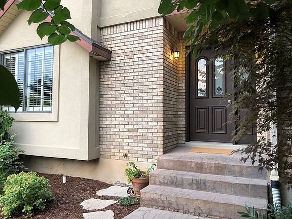 2nd image of 2729 E Moraine Cir