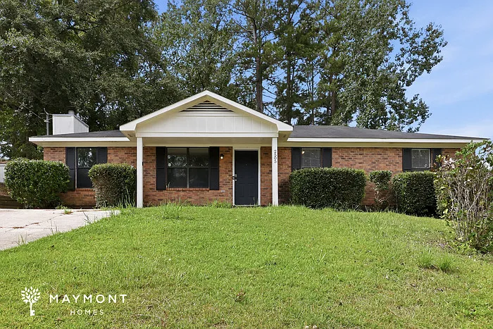 3 bed, 2.0 bath, 1431 sqft, $1,495 — Photo 1