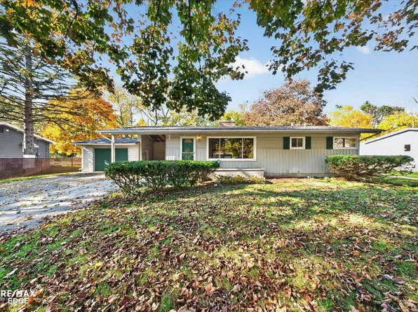 1449 Schafer Dr, Burton, MI 48509