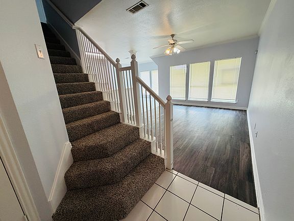 2nd image of 5728 Blackmon Ct