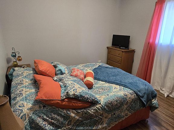 5th image of 388 Notch Lane #5b