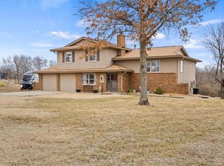 26095 Kenwood Rd, Paola, KS 66071