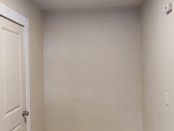 4th image of 2006 28th St Unit B