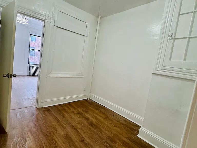 88 Jordan Ave — Photo 5