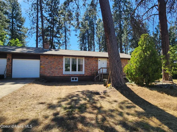 4274 E Woodland Dr, Post Falls, ID 83854